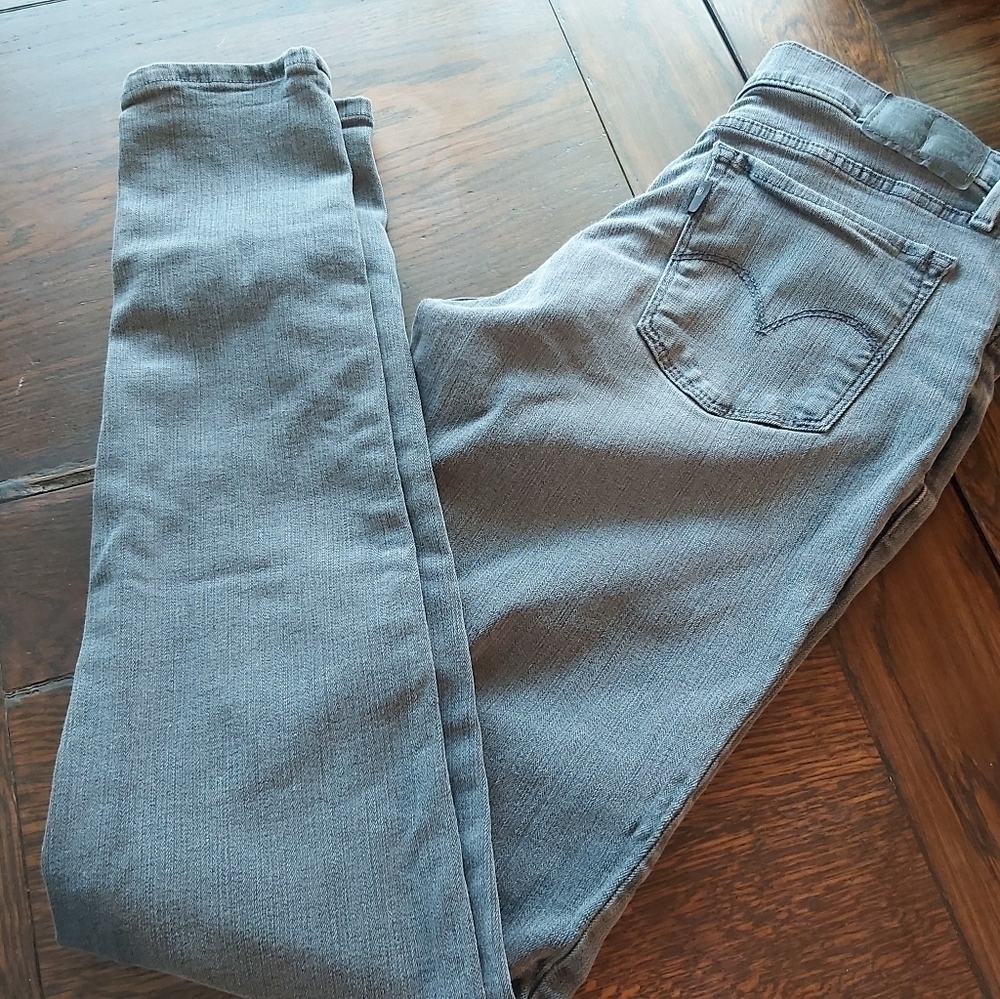 👖LEVI'S skinny jeans//B3A